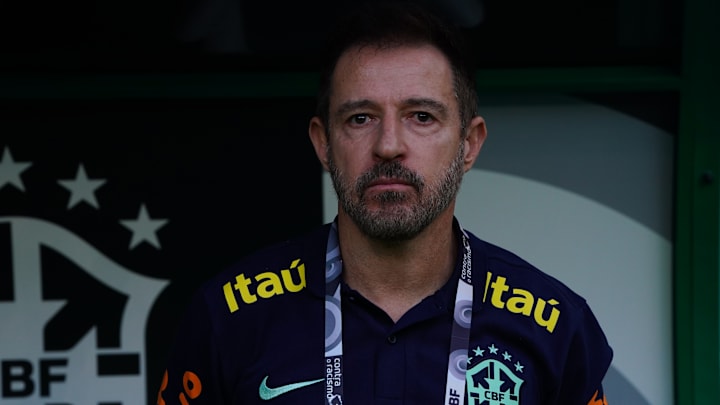 Ramon Menezes não conseguiu levar a Seleção para as Olímpiadas