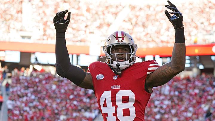 San Francisco 49ers linebacker Tatum Bethune San Francisco 49ers linebacker Tatum Bethune