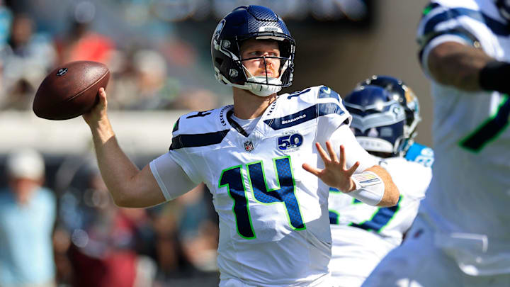 Seattle Seahawks quarterback Sam Darnold (14) looks to pass during the third quarter of an NFL football matchup, Sunday, Oct. 12, 2025, at EverBank Stadium in Jacksonville, Fla. The Seahawks defeated the Jaguars 20-12.
