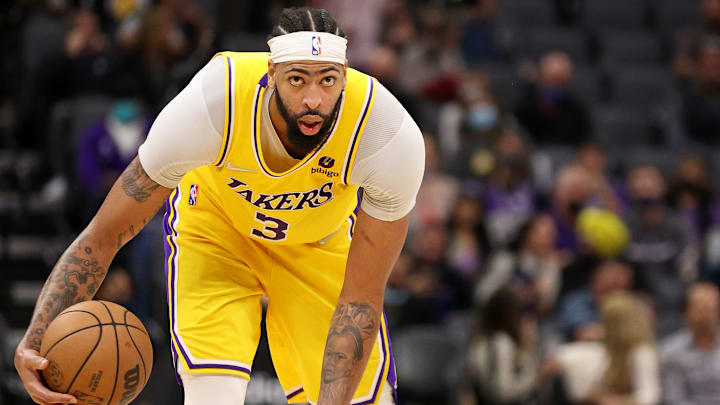 Davis no estará disponible al menos por un mes por lesión