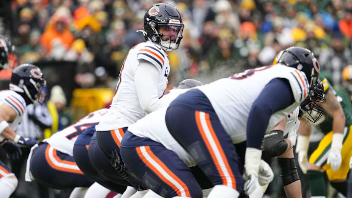 Chicago Bears quarterback Caleb Williams (18) during the game against the Chicago Bears at Lambeau Field.