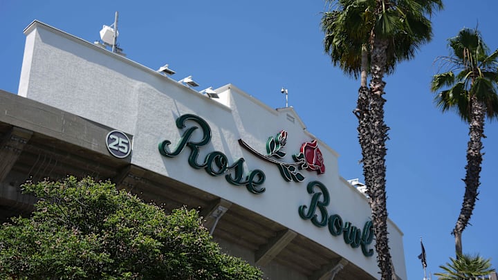 Jun 25, 2025; Pasadena, California, USA; A general overall view of the Rose Bowl Stadium facade during a group stage match of the 2025 FIFA Club World Cup between F Monterrey at Urawa Red Diamonds. Mandatory Credit: Kirby Lee-Imagn Images Jun 25, 2025; Pasadena, California, USA; A general overall view of the Rose Bowl Stadium facade during a group stage match of the 2025 FIFA Club World Cup between F Monterrey at Urawa Red Diamonds. Mandatory Credit: Kirby Lee-Imagn Images