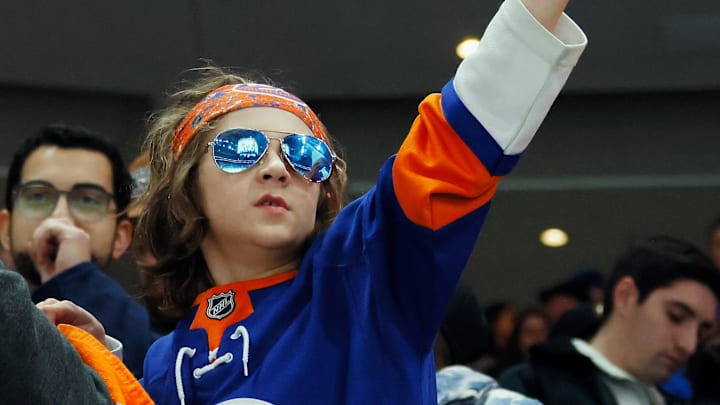 Boston Bruins v New York Islanders