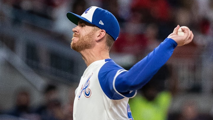 Atlanta Braves pitcher Aaron Bummer Atlanta Braves pitcher Aaron Bummer