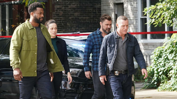 CHICAGO P.D. -- "Sympathetic Reflex" Episode 1006 -- Pictured: (l-r) LaRoyce Hawkins as Kevin Atwater, Marina Squerciati as Kim Burgess, Patrick John Flueger as Adam Ruzek, Jason Beghe as Hank Voight -- (Photo by: Lori Allen/NBC)