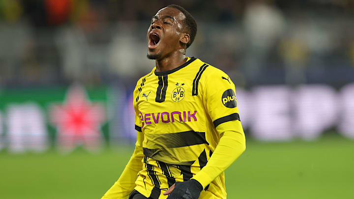 Jamie Gittens steht beim BVB vor dem Abschied