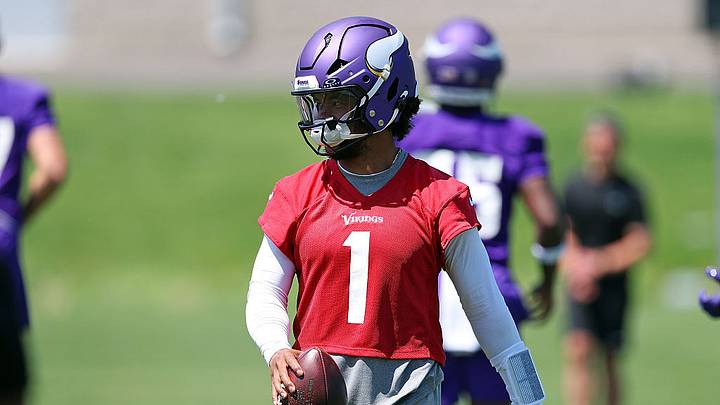Kyler Murray llegó de Arizona para intentar liderar a los Vikings. Kyler Murray llegó de Arizona para intentar liderar a los Vikings.