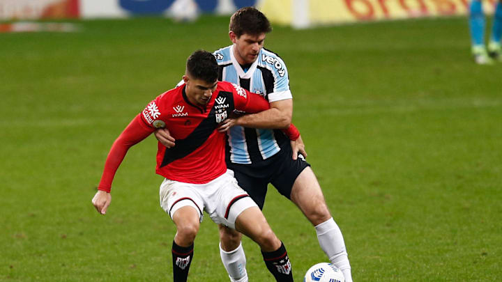 Tricolor e Dragão se enfrentam na noite desta segunda-feira