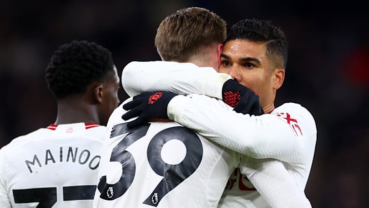 Manchester United won it late on at Aston Villa Manchester United won it late on at Aston Villa