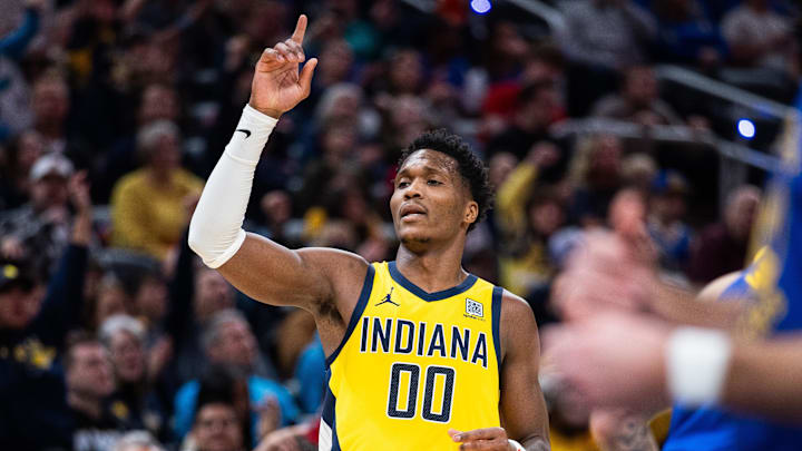 Indiana Pacers wing Bennedict Mathurin (00) celebrates a made basket in the second half against the Golden State Warriors at Gainbridge Fieldhouse.