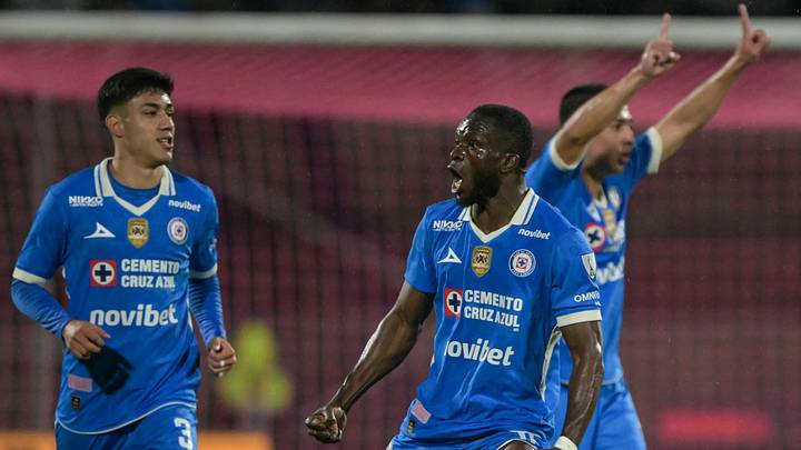 La posible alineación de Cruz Azul ante Juárez La posible alineación de Cruz Azul ante Juárez