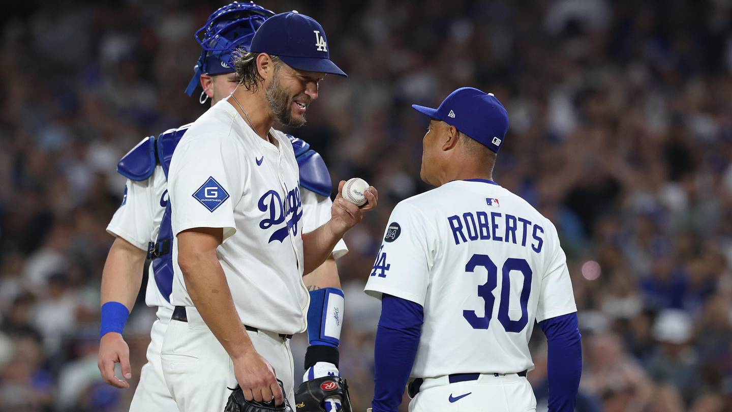 Dave Roberts Compares Dodgers' 25-Year-Old Pitcher to Clayton Kershaw