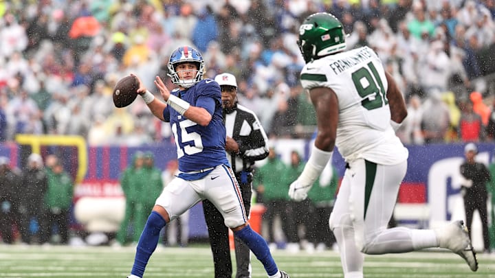 New York Jets v New York Giants