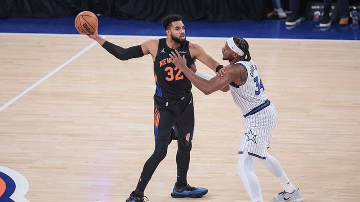 Oct 25, 2026; New York, New York, USA; New York Knicks center Karl-Anthony Towns (32) is guarded. Mandatory Credit: Wendell Cruz-Imagn Images Oct 25, 2026; New York, New York, USA; New York Knicks center Karl-Anthony Towns (32) is guarded. Mandatory Credit: Wendell Cruz-Imagn Images