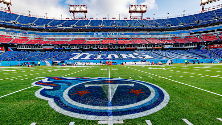 Indianapolis Colts v Tennessee Titans