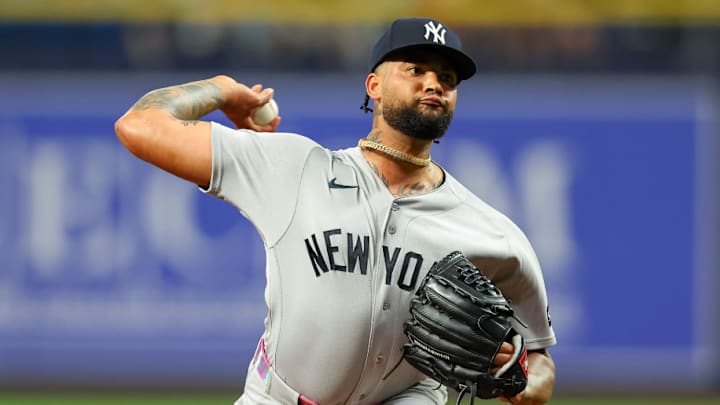 Yankees pitcher Luis Gil
