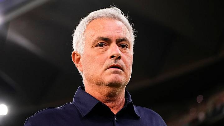 Mourinho Fires Off Classic Tirade While Turning a Blind Eye to Real Madrid's Mounting Crisis