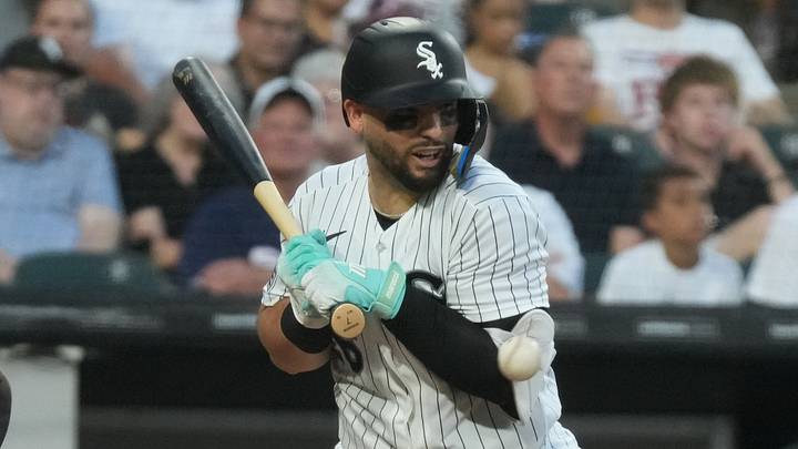 Aug 11, 2026; Chicago, Illinois, USA; Chicago White Sox catcher Edgar Quero (26) is hit by a pitch against the Cincinnati Reds during the fourth inning at Rate Field. Mandatory Credit: David Banks-Imagn Images