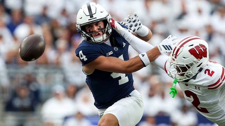 Penn State Nittany Lions wide receiver Brett Eskildsen (4) Penn State Nittany Lions wide receiver Brett Eskildsen (4)