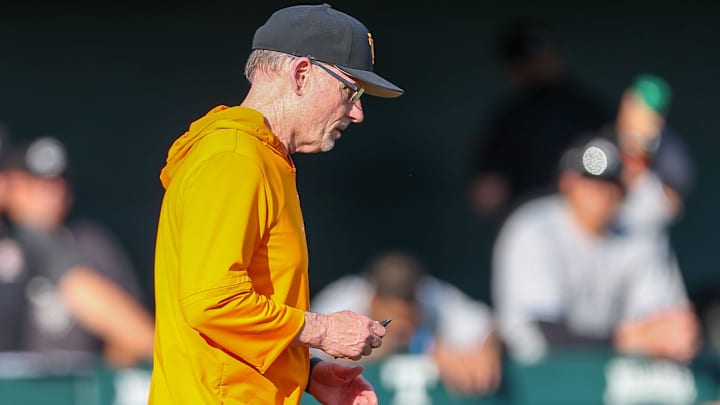 Tennessee Volunteers pitching coach Frank Anderson walks to the mound during the game against the South Carolina Gamecocks at Lindsey Nelson Stadium in Knoxville, Tenn., Thursday, May 16, 2024. Tennessee Volunteers pitching coach Frank Anderson walks to the mound during the game against the South Carolina Gamecocks at Lindsey Nelson Stadium in Knoxville, Tenn., Thursday, May 16, 2024.