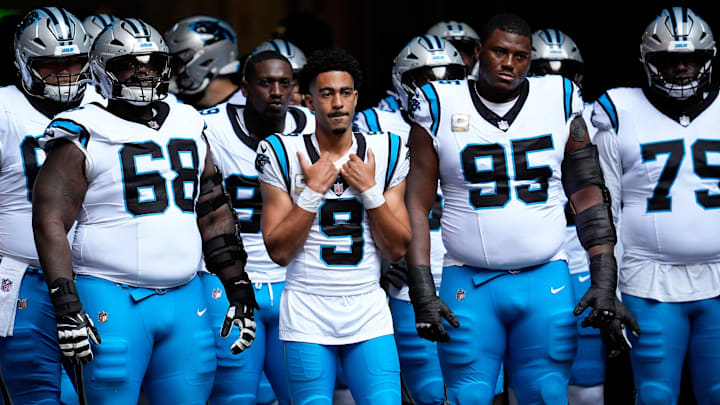 Nov 16, 2025; Atlanta, Georgia, USA; Carolina Panthers quarterback Bryce Young (9) prepares to enter the field before the game against the Atlanta Falcons at Mercedes-Benz Stadium. Nov 16, 2025; Atlanta, Georgia, USA; Carolina Panthers quarterback Bryce Young (9) prepares to enter the field before the game against the Atlanta Falcons at Mercedes-Benz Stadium.
