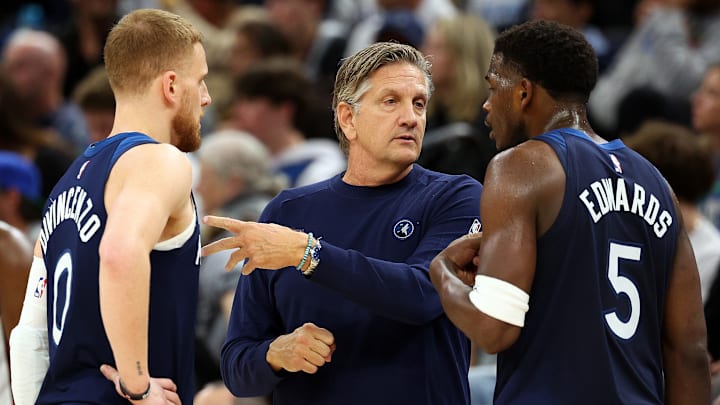 Chris Finch, Anthony Edwards, Donte DiVincenzo