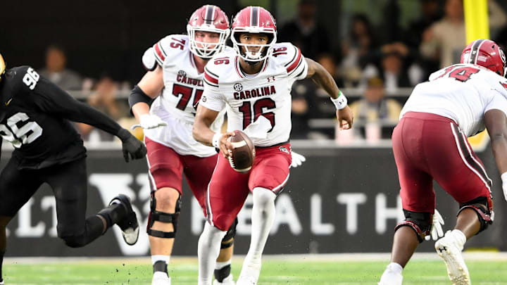 Nov 9, 2024; Nashville, Tennessee, USA;  South Carolina Gamecocks quarterback LaNorris Sellers (16) runs the ball against the Vanderbilt Commodores during the first half at FirstBank Stadium. Mandatory Credit: Steve Roberts-Imagn Images