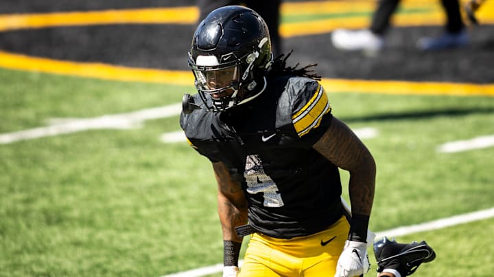 Iowa Hawkeyes running back Jaziun Patterson (4)