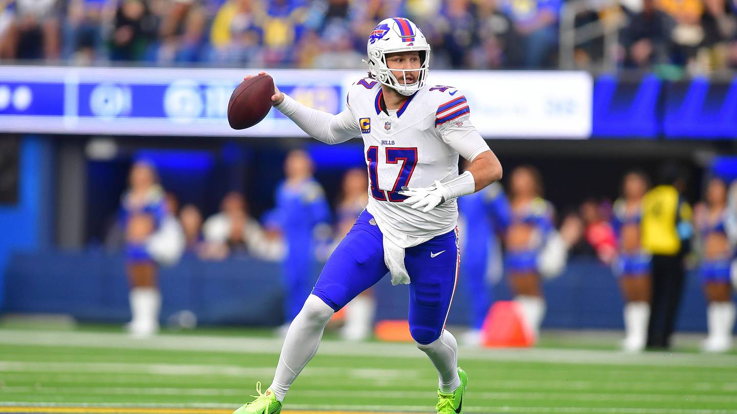 Josh Allen's Ridiculous Flop vs. Rams Doesn't Earn a Flag