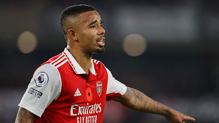 Gabriel Jesus et Arsenal sont en tête de la Premier League.