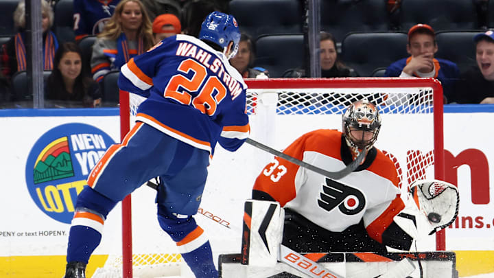 Philadelphia Flyers v New York Islanders