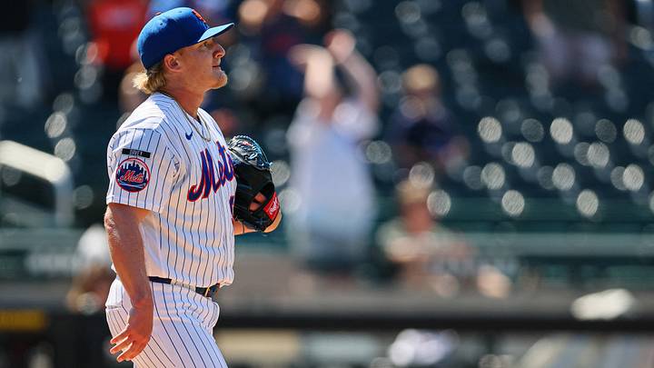Jun 24, 2026; New York City, New York, USA; New York Mets pitcher Jonathan Pintaro (91) reacts after giving up a grand slam home run to Chicago Cubs shortstop Dansby Swanson (not pictured) during the eighth inning at Citi Field. Mandatory Credit: Vincent Carchietta-Imagn Images Jun 24, 2026; New York City, New York, USA; New York Mets pitcher Jonathan Pintaro (91) reacts after giving up a grand slam home run to Chicago Cubs shortstop Dansby Swanson (not pictured) during the eighth inning at Citi Field. Mandatory Credit: Vincent Carchietta-Imagn Images