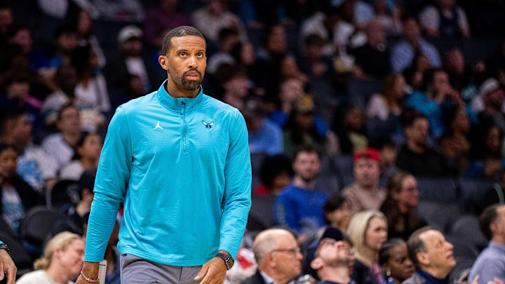 Mar 1, 2025; Charlotte, North Carolina, USA; Charlotte Hornets head coach Charles Lee walks out for a timeout during the second quarter against the Washington Wizards at Spectrum Center. Mandatory Credit: Scott Kinser-Imagn Images Mar 1, 2025; Charlotte, North Carolina, USA; Charlotte Hornets head coach Charles Lee walks out for a timeout during the second quarter against the Washington Wizards at Spectrum Center. Mandatory Credit: Scott Kinser-Imagn Images