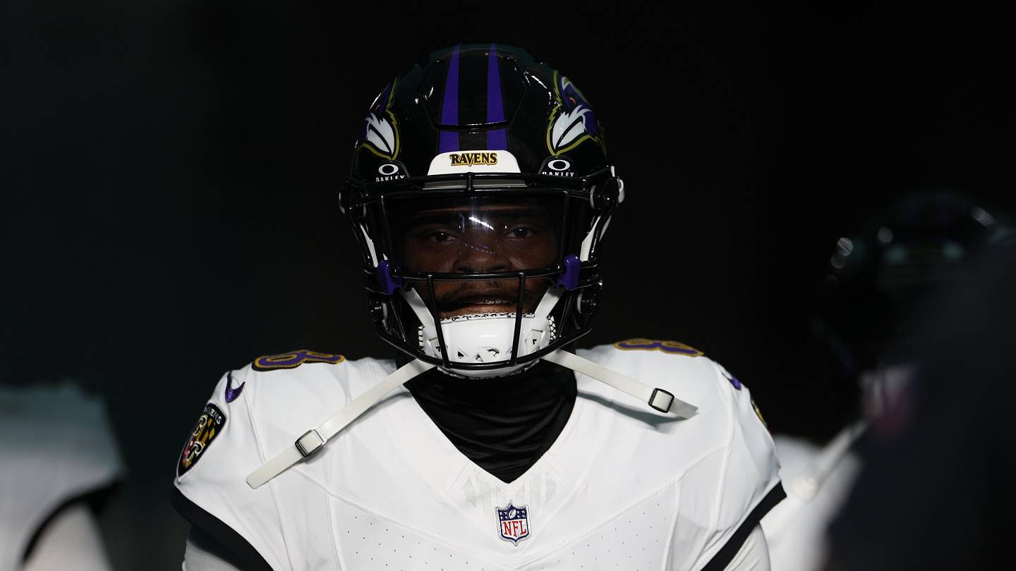 Jesse Minter Expects Lamar Jackson at OTAs Soon, and That’s Good News for the Ravens