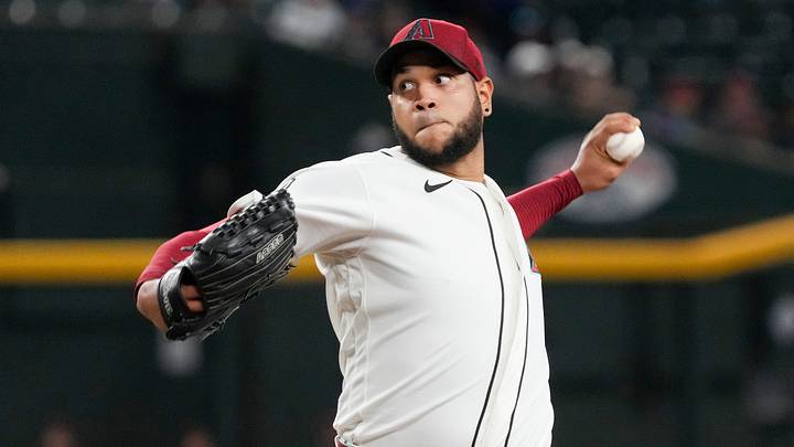 Aug 26, 2026; Phoenix, Arizona, USA; Arizona Diamondbacks pitcher Eduardo Rodriguez (57) throws against the Chicago Cubs in the first inning at Chase Field. Mandatory Credit: Rick Scuteri-Imagn Images Aug 26, 2026; Phoenix, Arizona, USA; Arizona Diamondbacks pitcher Eduardo Rodriguez (57) throws against the Chicago Cubs in the first inning at Chase Field. Mandatory Credit: Rick Scuteri-Imagn Images