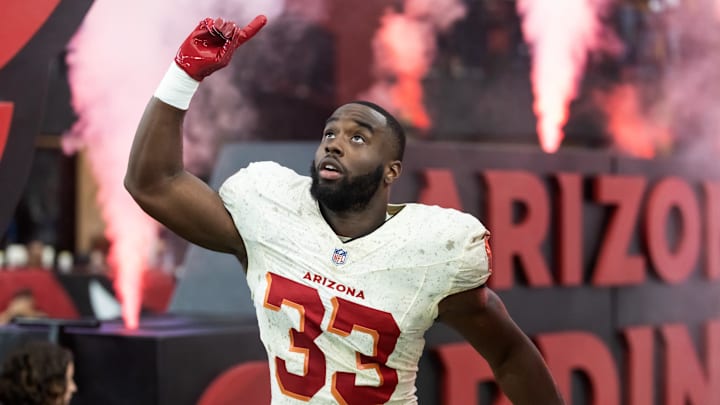 Sep 25, 2025; Glendale, Arizona, USA; Arizona Cardinals running back Trey Benson (33) against the Seattle Seahawks at State Farm Stadium. Mandatory Credit: Mark J. Rebilas-Imagn Images Sep 25, 2025; Glendale, Arizona, USA; Arizona Cardinals running back Trey Benson (33) against the Seattle Seahawks at State Farm Stadium. Mandatory Credit: Mark J. Rebilas-Imagn Images