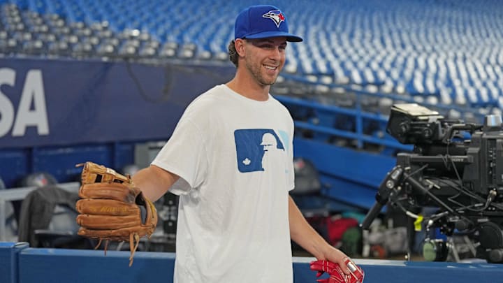Sep 9, 2023; Toronto, Ontario, CAN; Toronto Blue Jays second baseman Ernie Clement (28) walks onto
