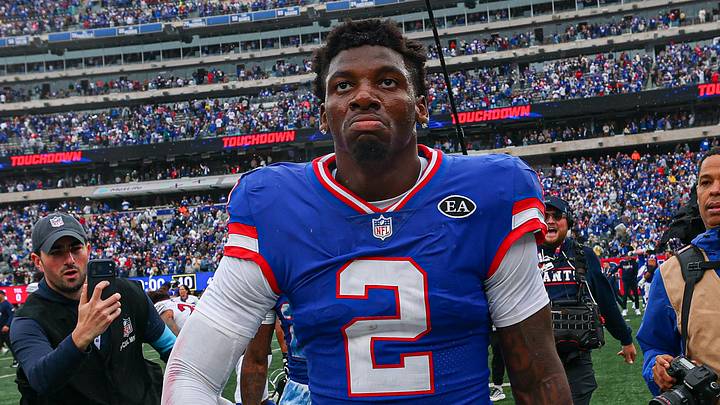 Oct 4, 2026; East Rutherford, New Jersey, USA; New York Giants cornerback Deonte Banks (2) celebrates after the game against the Arizona Cardinals at MetLife Stadium. Oct 4, 2026; East Rutherford, New Jersey, USA; New York Giants cornerback Deonte Banks (2) celebrates after the game against the Arizona Cardinals at MetLife Stadium.