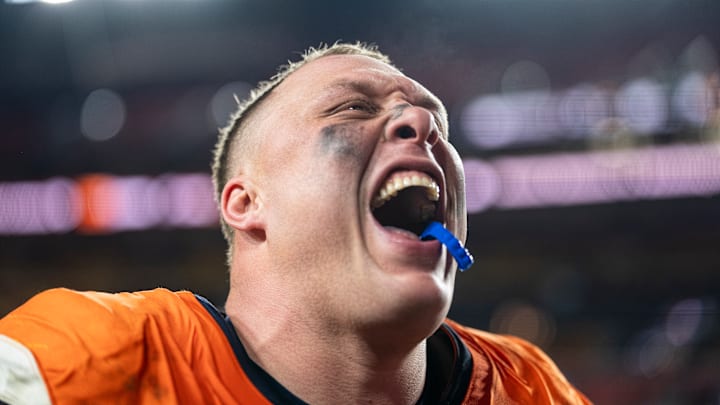 Denver Broncos v Washington Commanders - NFL 2025 Denver Broncos v Washington Commanders - NFL 2025