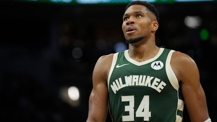 Cleveland Cavaliers v Milwaukee Bucks