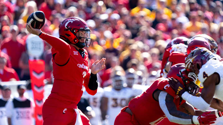 Cincinnati Bearcats quarterback Brendan Sorsby (2) throws a pass in the first quarter of the College Football game against the Arizona State Sun Devils at Nippert Stadium in Cincinnati on Saturday, Oct. 19, 2024.