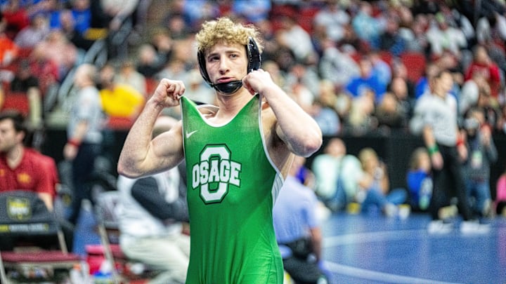 Osage’s Blake Fox wrestles Independence's Kameron Kramer at 150 lbs. during the Class 3A state semi-final on Feb. 20, 2026, at Casey’s Center in Des Moines.