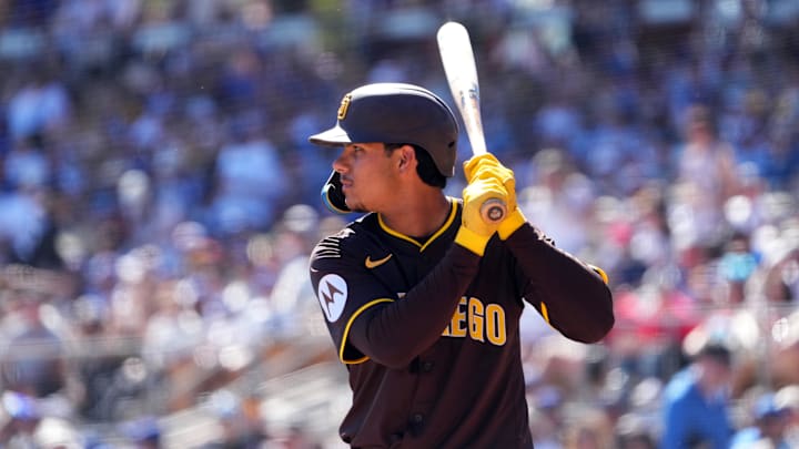 Feb 23, 2025; Phoenix, Arizona, USA; San Diego Padres catcher Ethan Salas (90) bats against the Los Angeles Dodgers during the second inning at Camelback Ranch-Glendale. Mandatory Credit: Joe Camporeale-Imagn Images Feb 23, 2025; Phoenix, Arizona, USA; San Diego Padres catcher Ethan Salas (90) bats against the Los Angeles Dodgers during the second inning at Camelback Ranch-Glendale. Mandatory Credit: Joe Camporeale-Imagn Images