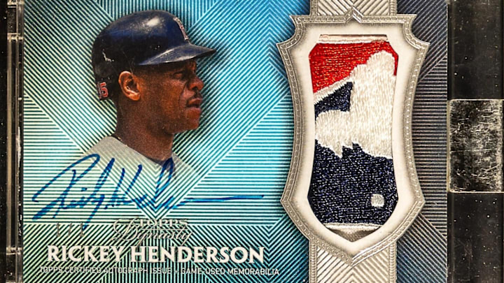 2017 Topps Dynasty Game-Used MLB Logo Patch Autograph