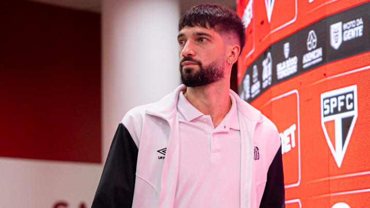 Lautaro Díaz estava no Cruzeiro antes de chegar ao Santos