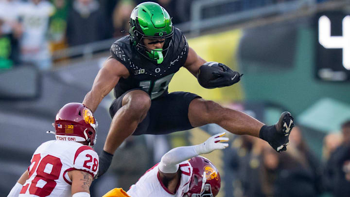 Oregon tight end Kenyon Sadiq could be the prospect who proves to be too much of a physical outlier for any team to ignore. Oregon tight end Kenyon Sadiq could be the prospect who proves to be too much of a physical outlier for any team to ignore.