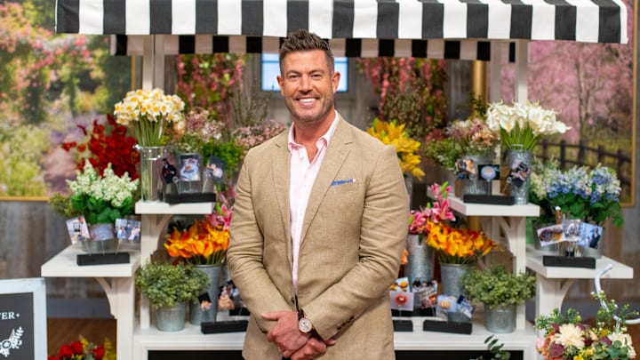 Host Jesse Palmer, portrait, as seen on Spring Baking Championship, Season 9.