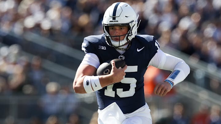 Penn State Nittany Lions quarterback Drew Allar (15)