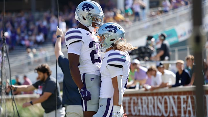 Kansas State Wildcats quarterback Avery Johnson