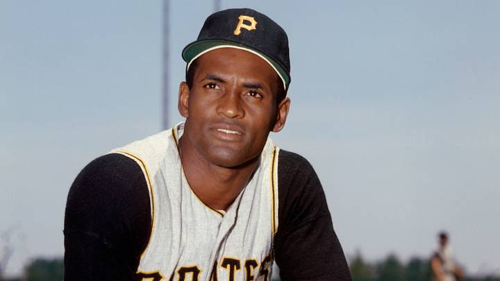 Pittsburgh Pirates outfielder Roberto Clemente Pittsburgh Pirates outfielder Roberto Clemente